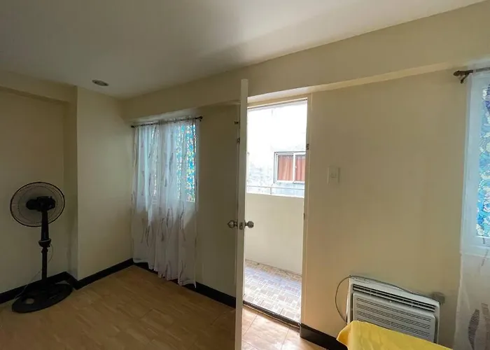 Apartment Lovely Away From *