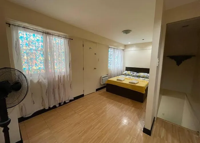 Apartment Lovely Away From Manila